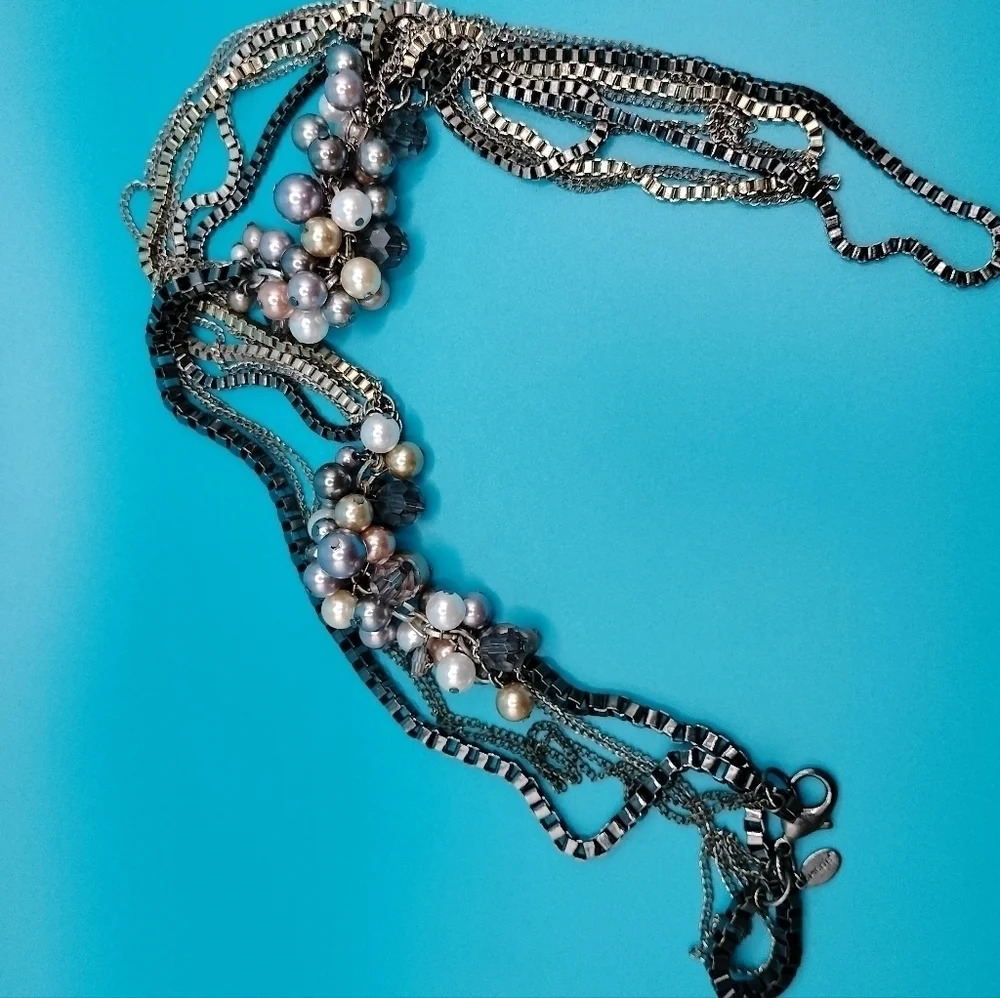 Chico's Silver & Gunsmith Tone Link Chains Faux Pearl Beads Fashion Necklace 32" - Picture 2 of 5